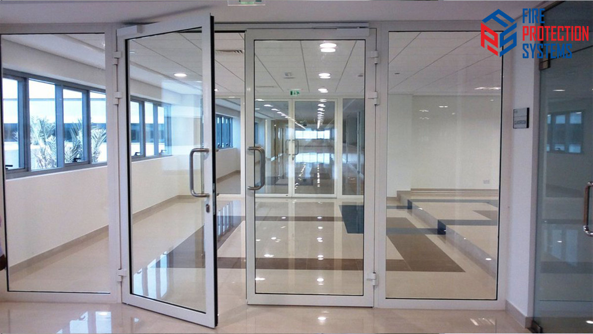 Противопожарное стекло